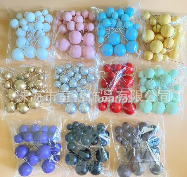 FOAM BALLS